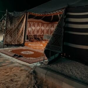 مخيم الرمال الذهبية